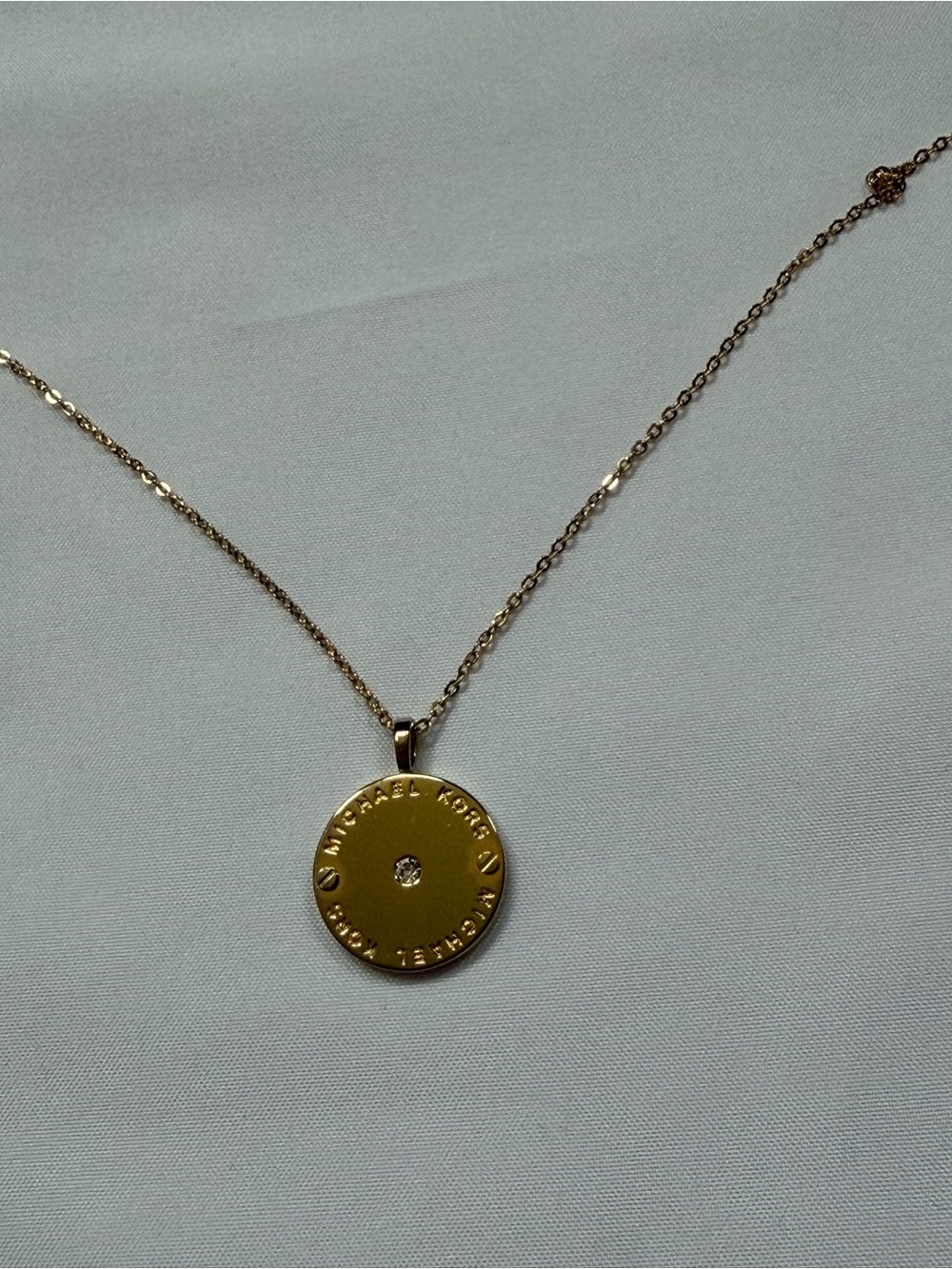 Michael Kors Pendant Necklace Yellow-tone